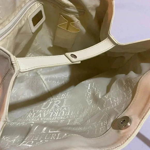 Furla beige leather satchel handbag - Picture 10 of 13